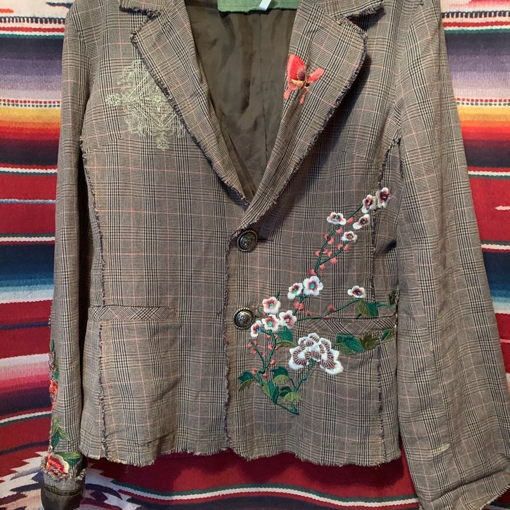 Sunny Scarlet Embroidered Blazer